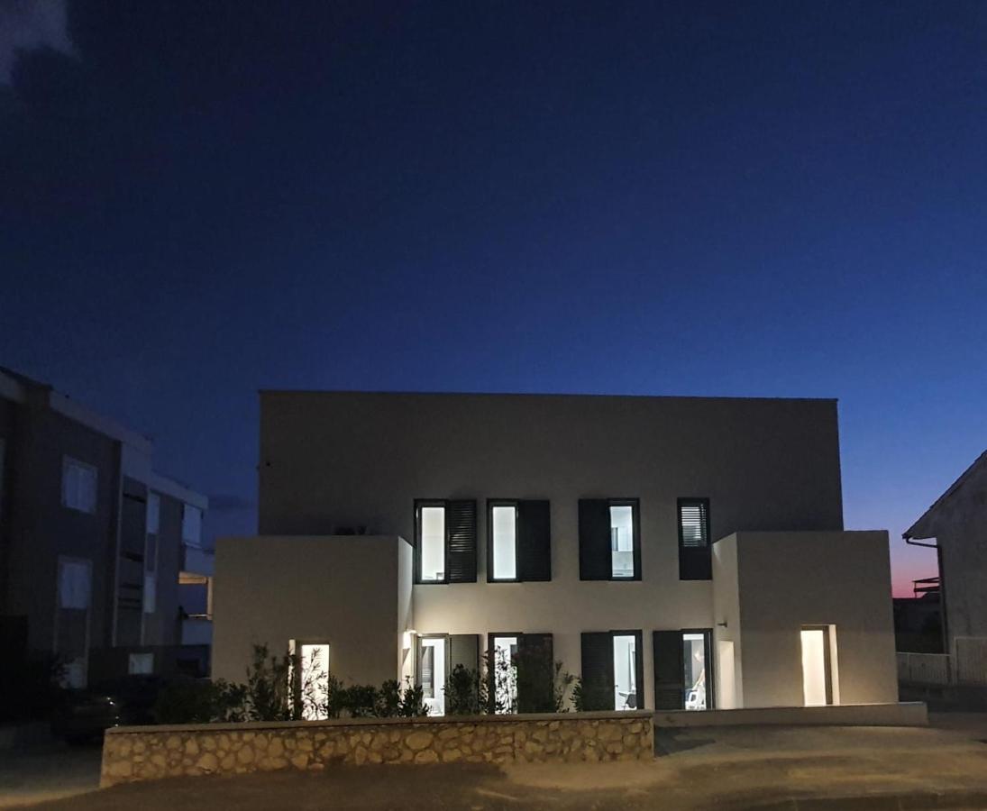 Villa Aquamarine Apartments Novalja Exterior photo